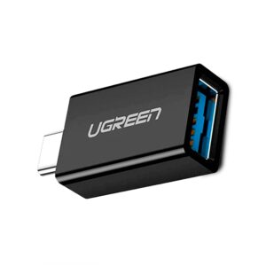 adaptador ugreen us173 con fondo blanco